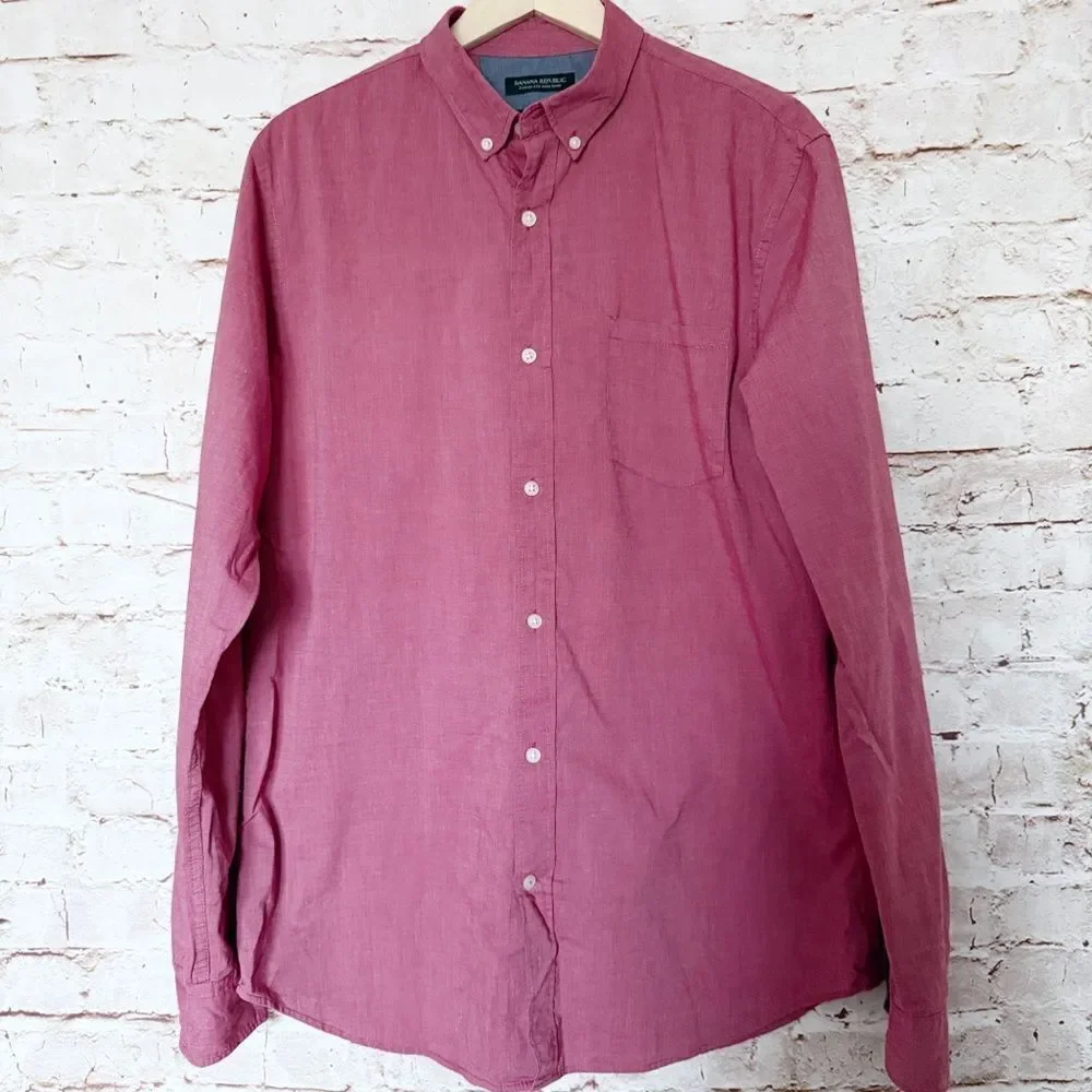 Banana Republic grant fit button down shirt